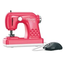 Игрушечная швейная машинка на батарейках