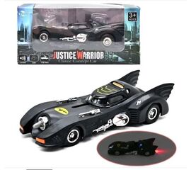 Инерционная машинка "Бетмобиль" с подсветкой и звуком