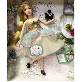 Кукла Эмили в желто-зеленом платье с аксессуарами