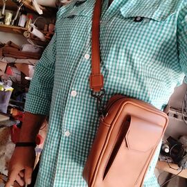 Сумка - мессенджер