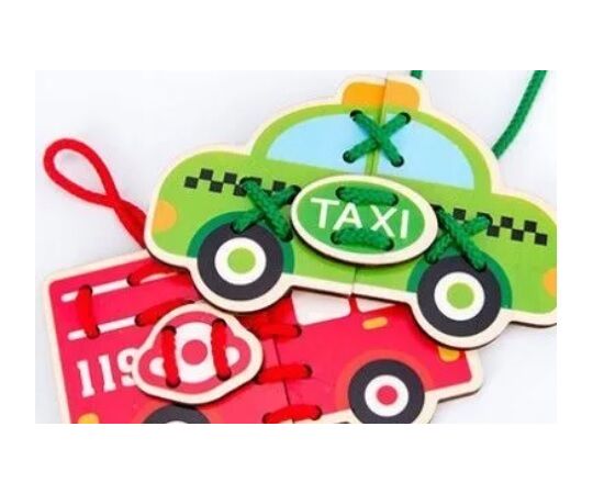 Развивающая шнуровка из дерева "Транспорт" Развивающая шнуровка из дерева "Транспорт"