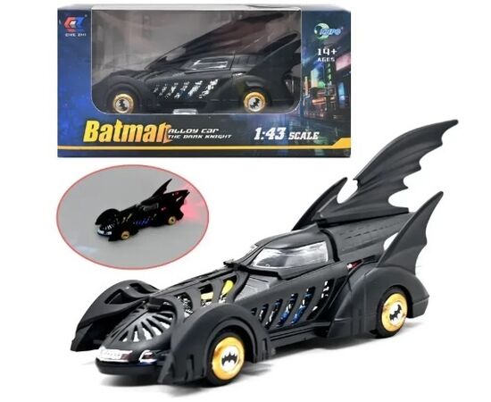 1:43 Инерционная машинка Batman, с подсветкой и звуковыми эффектами 1:43 Инерционная машинка Batman, с подсветкой и звуковыми эффектами