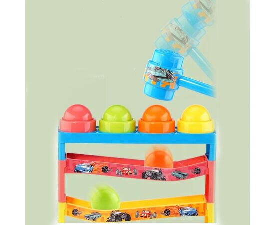 Горка с шариками и молоточком