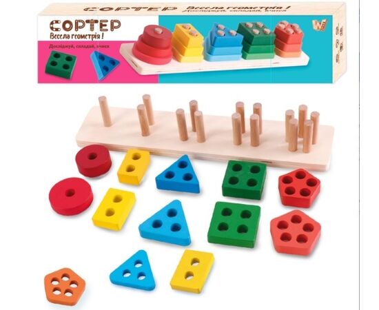 Деревянный сортер "Веселая геометрия" от бренда WToys