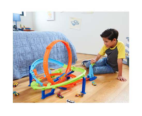 Игровой набор Hot Wheels  «Циклон с петлями» с пусковым механизмом