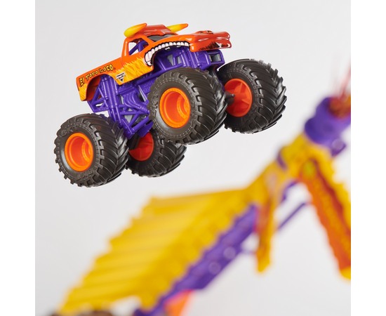 1:64 Игровой набор Monster Jam