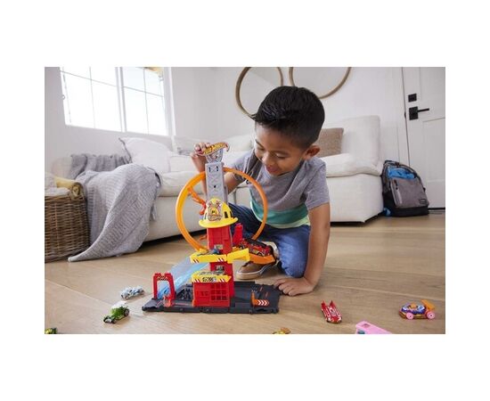 Игровой набор Hot Wheels  «Городская пожарная станция. Супер петля» Игровой набор Hot Wheels  «Городская пожарная станция. Супер петля»