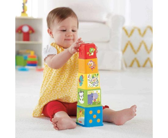 Пирамидка «Кубики со зверушками» от бренда Fisher-Price